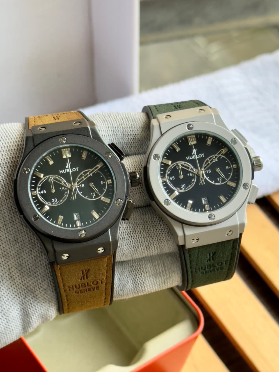 Hublot Classic Fusion - Analog Watch HB1002