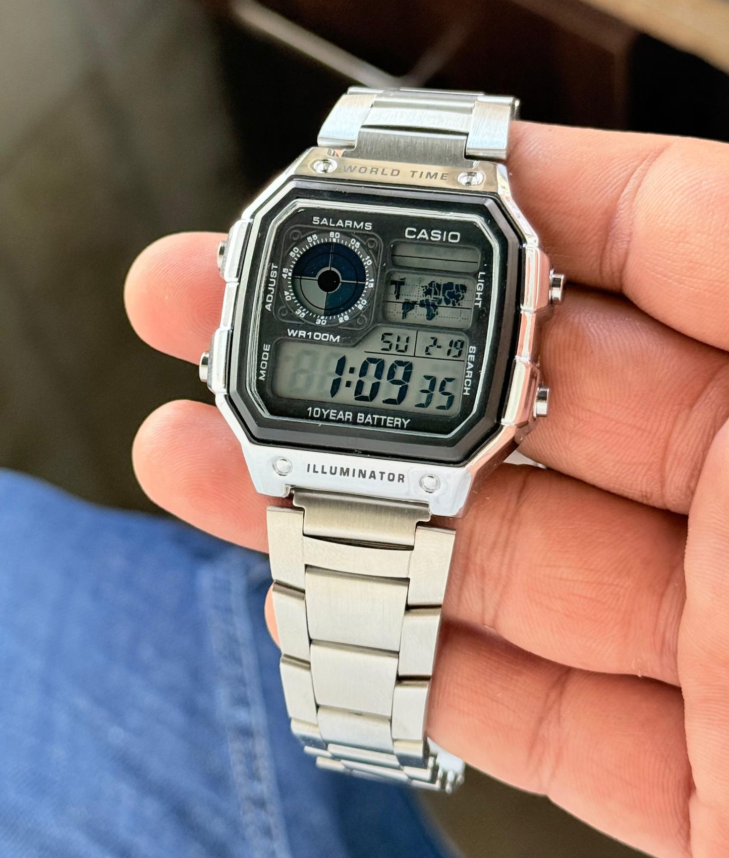 Erawrist Royale smart, sturdy, and simply Watch