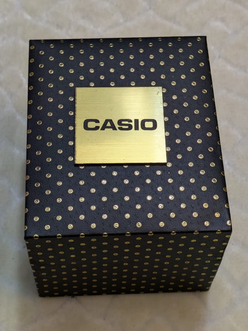 Erawrist Shck GM Luxury Watch Golden