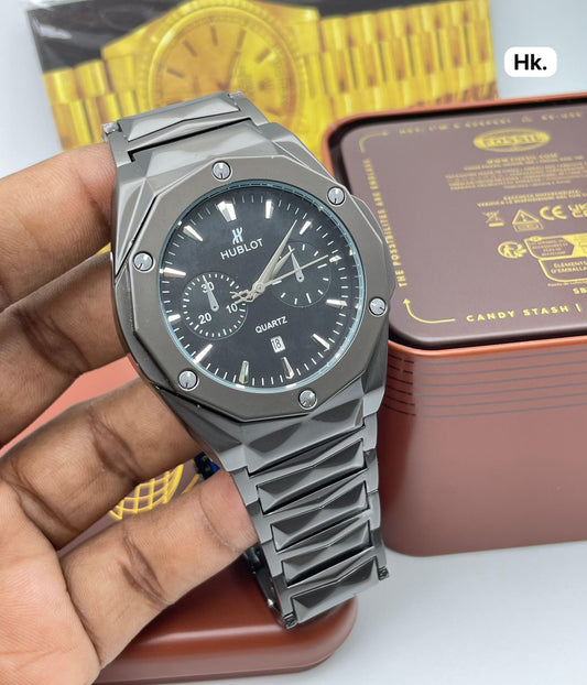 HUBLOT Redefine the time (Dark Grey Chain)